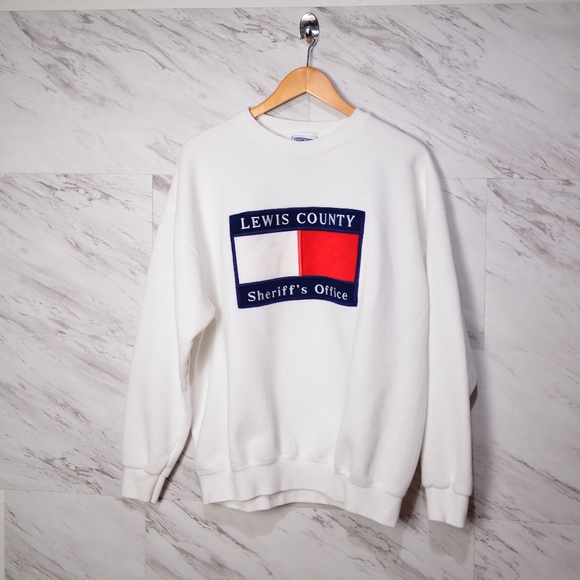Lee Tops - Vintage 90's Estate Sale Sweatshirt